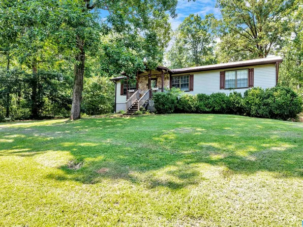 1239 Valley Trl, Warrior, AL 35180