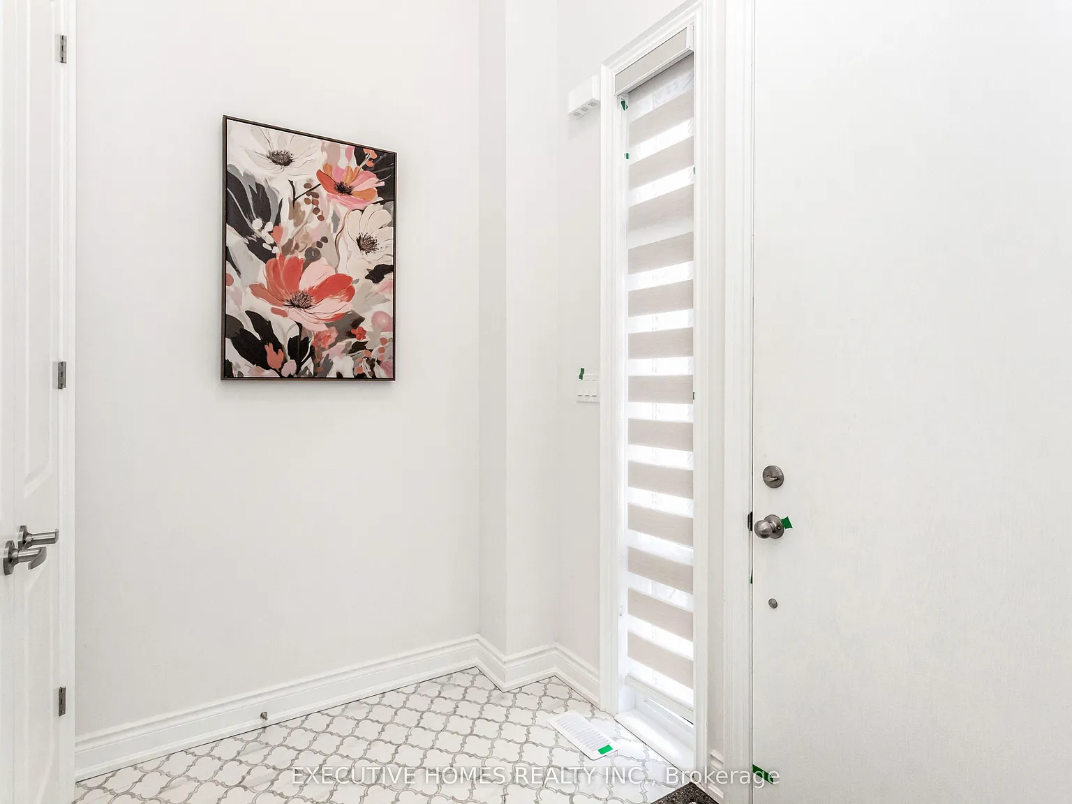 4 bed, $5,600 — Photo 2