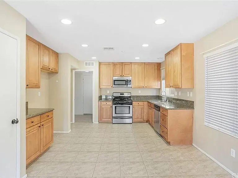 6248 Beth Page Dr — Photo 9