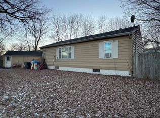 3816 Lawnwoods Dr, Des Moines, IA 50310