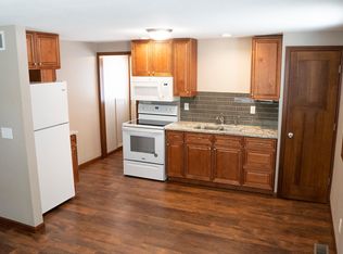 307 S Spruce St APT D, Washington, IL 61571