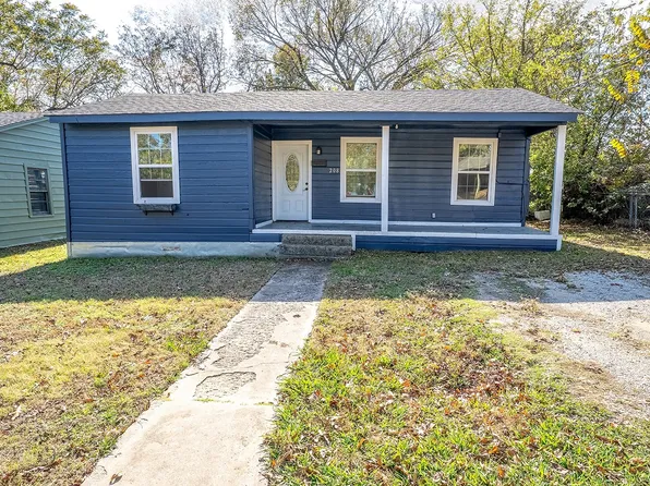 208 3rd St, Whitesboro, TX 76273