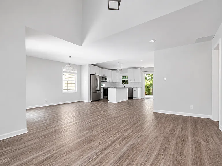 404 Keswick Ave — Photo 6
