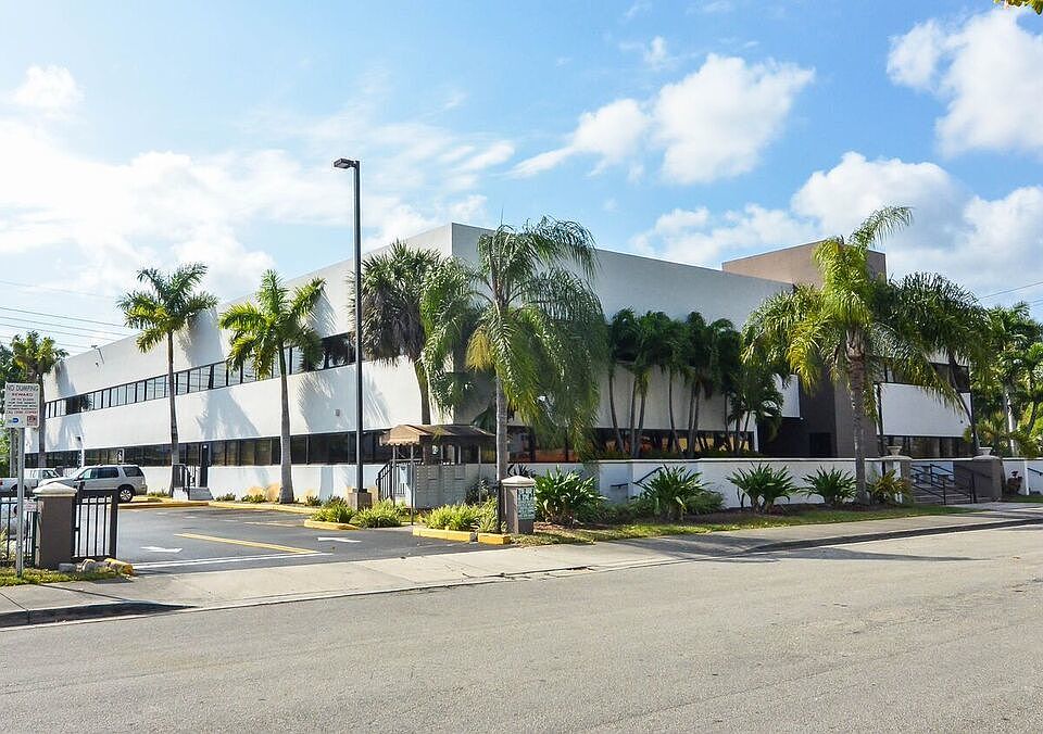 1st image of 5600 SW 135th Ave Ste 108
