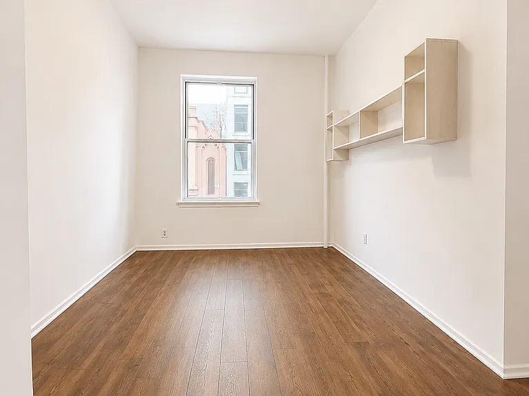 154 E 28th St #3F — Photo 2