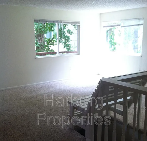 1013 Portland Pl #1 — Photo 7