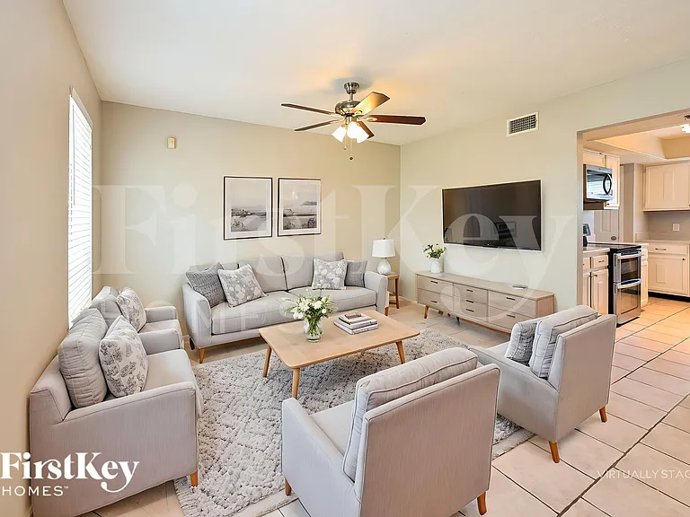 1219 Briarmead Dr — Photo 4