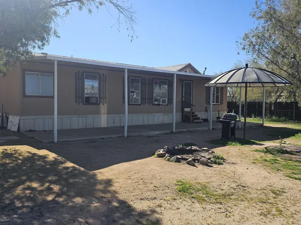 7983 N Team Roper Rd, Tucson, AZ 85743