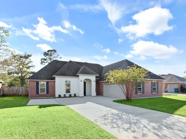 13876 Cobblestone Dr, Denham Springs, LA 70726