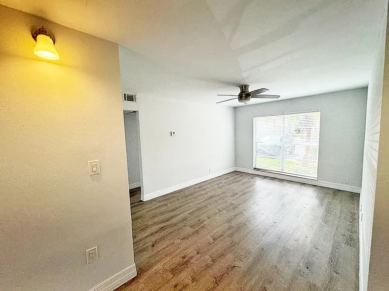 4447 Treehouse Ln #17C — Photo 7