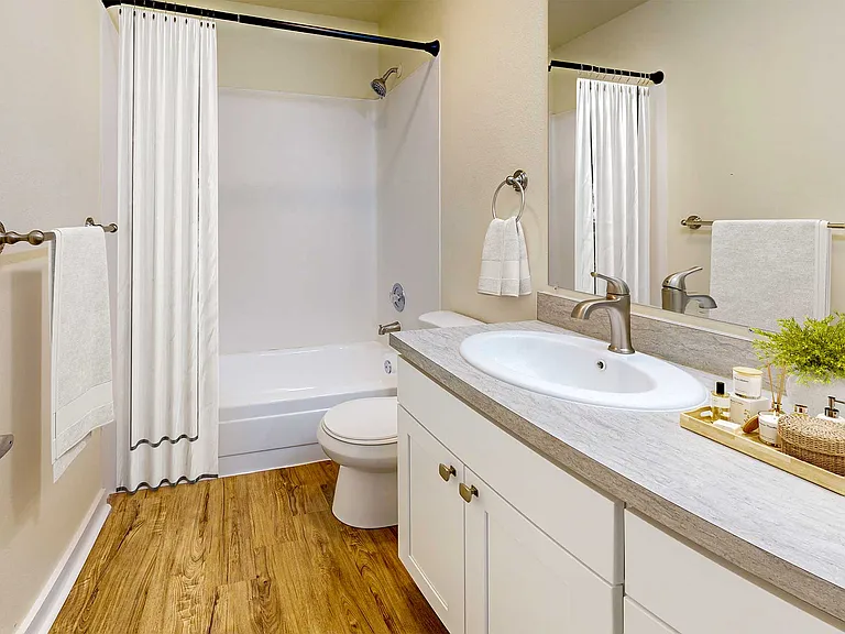 Crown Pointe — Photo 29