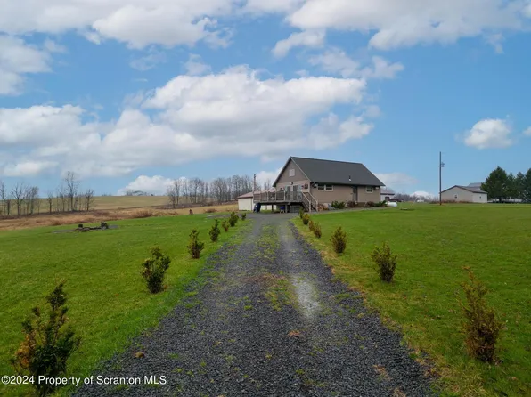 226 Irion Rd, Hop Bottom, PA 18824