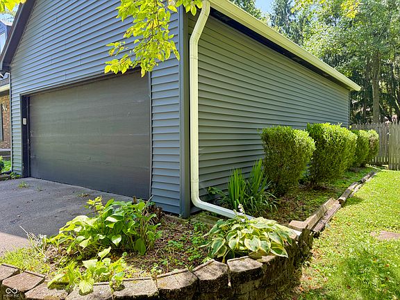 3rd image of 3039 Oberlin Ct