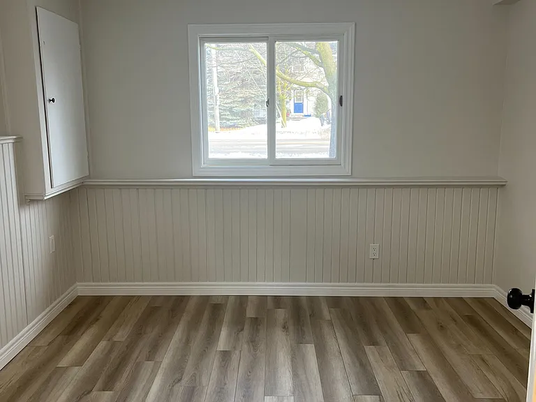 353 Imperial Rd S — Photo 13
