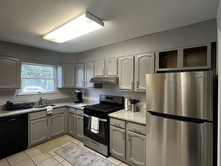 704A 16th Ave — Photo 12