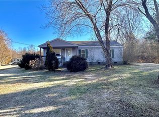 1420 E Courthouse Rd, Blackstone, VA 23824