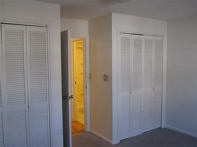 328 College St — Photo 13