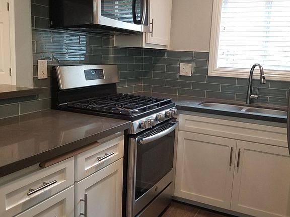 3rd image of 2660 Glendale Blvd APT 2