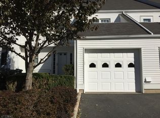55 Hampshire Dr, Mendham, NJ 07945