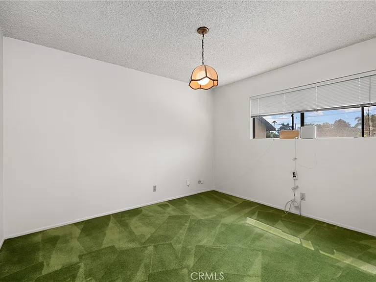 5 Carol Pine Ln — Photo 31