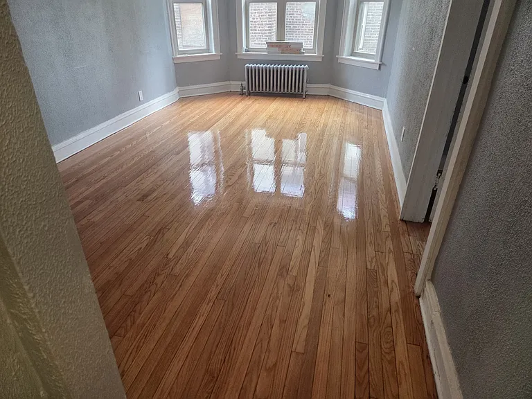 7935 S Woodlawn Ave #1 — Photo 1