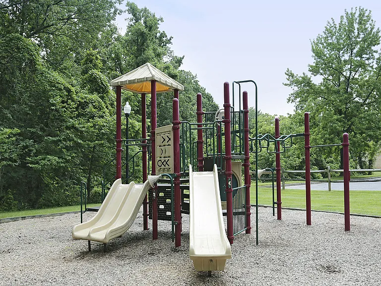 Village of Pine Run Apartments & Townhomes* — Photo 13
