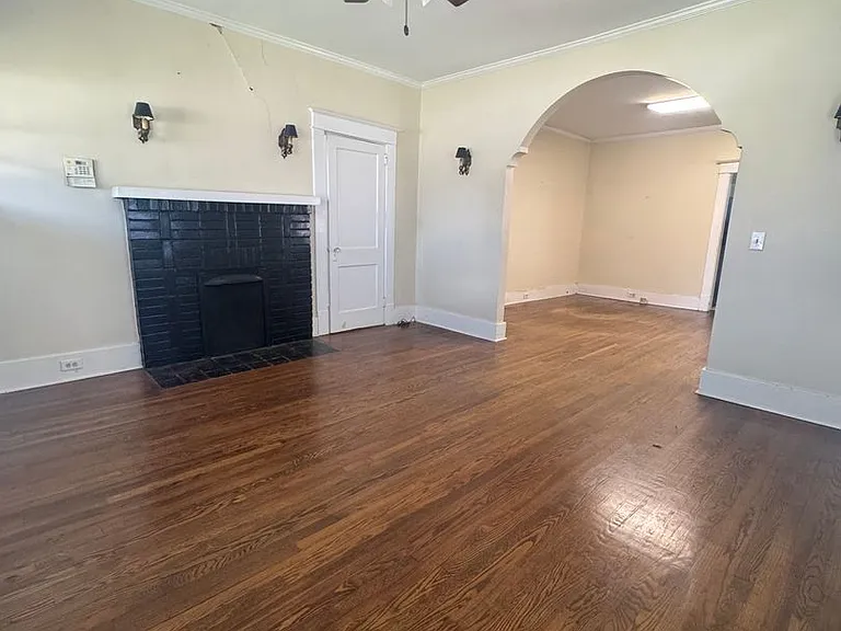 1804 Central Ave — Photo 5