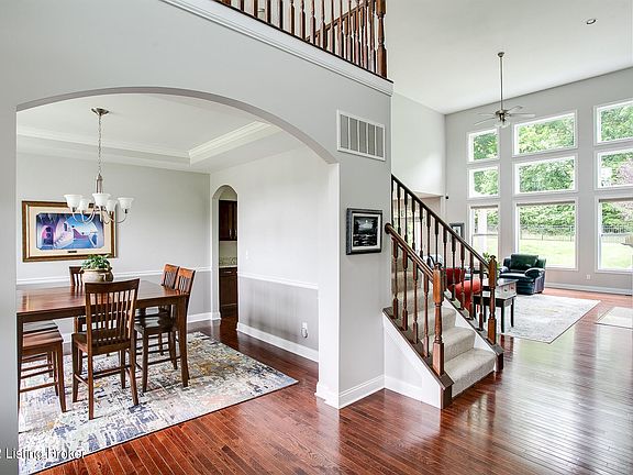 5th image of 906 Malone Pl