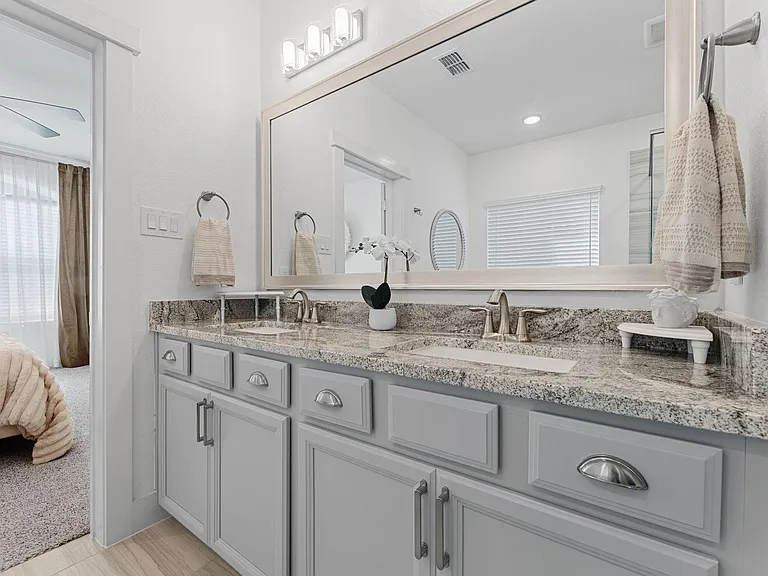 10930 Brambling Wood Dr — Photo 26