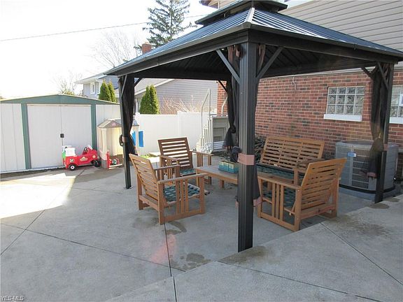 4th image of 3580 Hetzel Dr