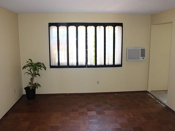5th image of 42804 Deauville Park Ct