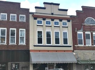 114 S 3rd St #B, Boonville, IN 47601