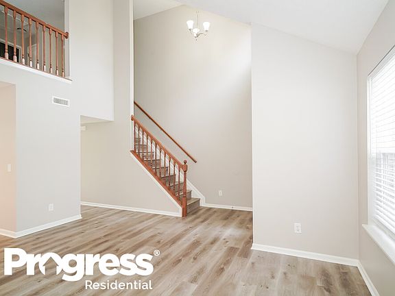 4th image of 7405 Carnation Ln