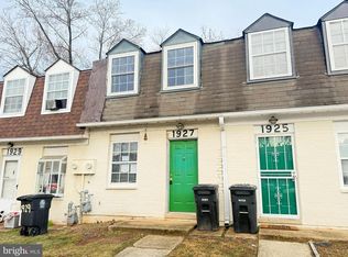 1927 Dutch Village Dr UNIT I-243, Landover, MD 20785
