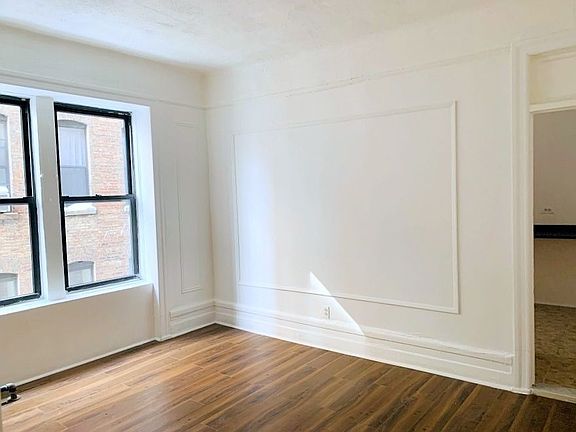 3rd image of 746 St Nicholas Ave APT 31