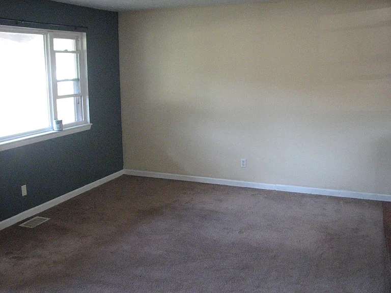 341 Gaylord Dr — Photo 5