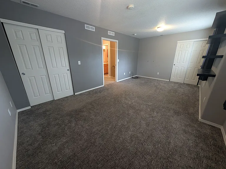 7302 Hayworth Ave NE — Photo 21