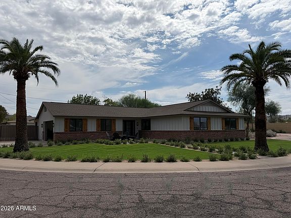 3rd image of 3341 E COCHISE Drive