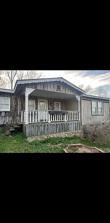 1st image of 900 Audrey Hardy Rd