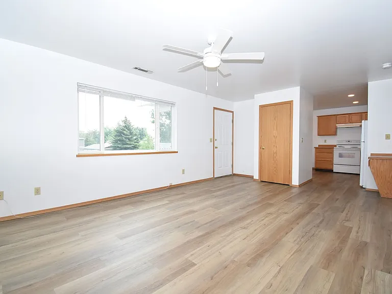 9 Michael Grove Ave — Photo 1
