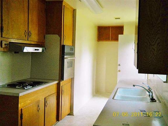 2nd image of 4712 Bellcrest Ave