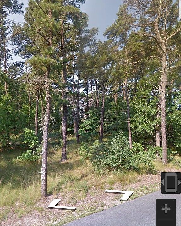 2nd image of 71 Pole Dike Rd