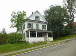 34 Williams St, Lancaster, NH 03584