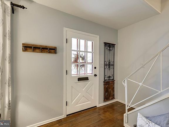 4th image of 3013 Savoy Ln