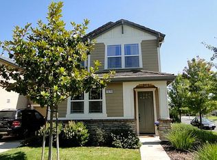 1679 Pear Tree Ln, Napa, CA 94558