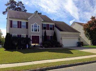 65 Chancellor Park Dr, Mays Landing, NJ 08330