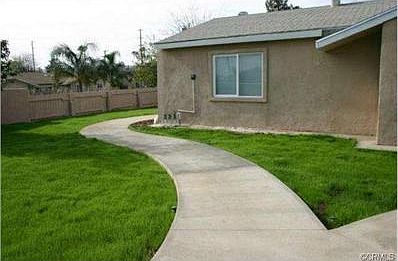 Walkways to main and Guest house