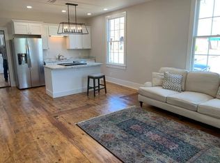 618 College St #1-4, Columbus, MS 39701