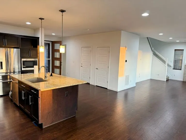 11015 Big Stone Cir — Photo 17