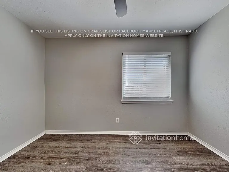 3913 Windflower Ln — Photo 13